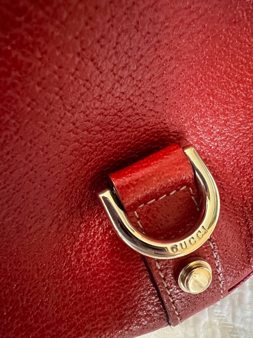 Gucci Abbey Shoulder Bag with Gold Hardware - Picture 15 of 17